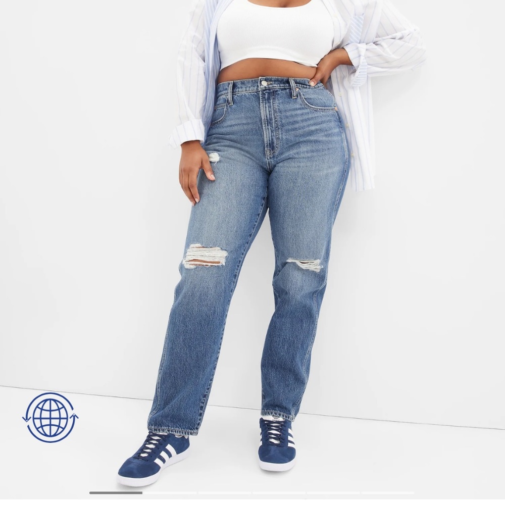 NWT Gap High Rise Mom Jeans Size 25P